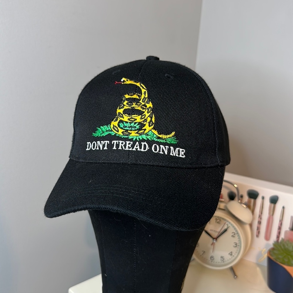 Don’t Tread on Me 100% Cotton Ruffin Flag Company Washington, Georgia Cap King